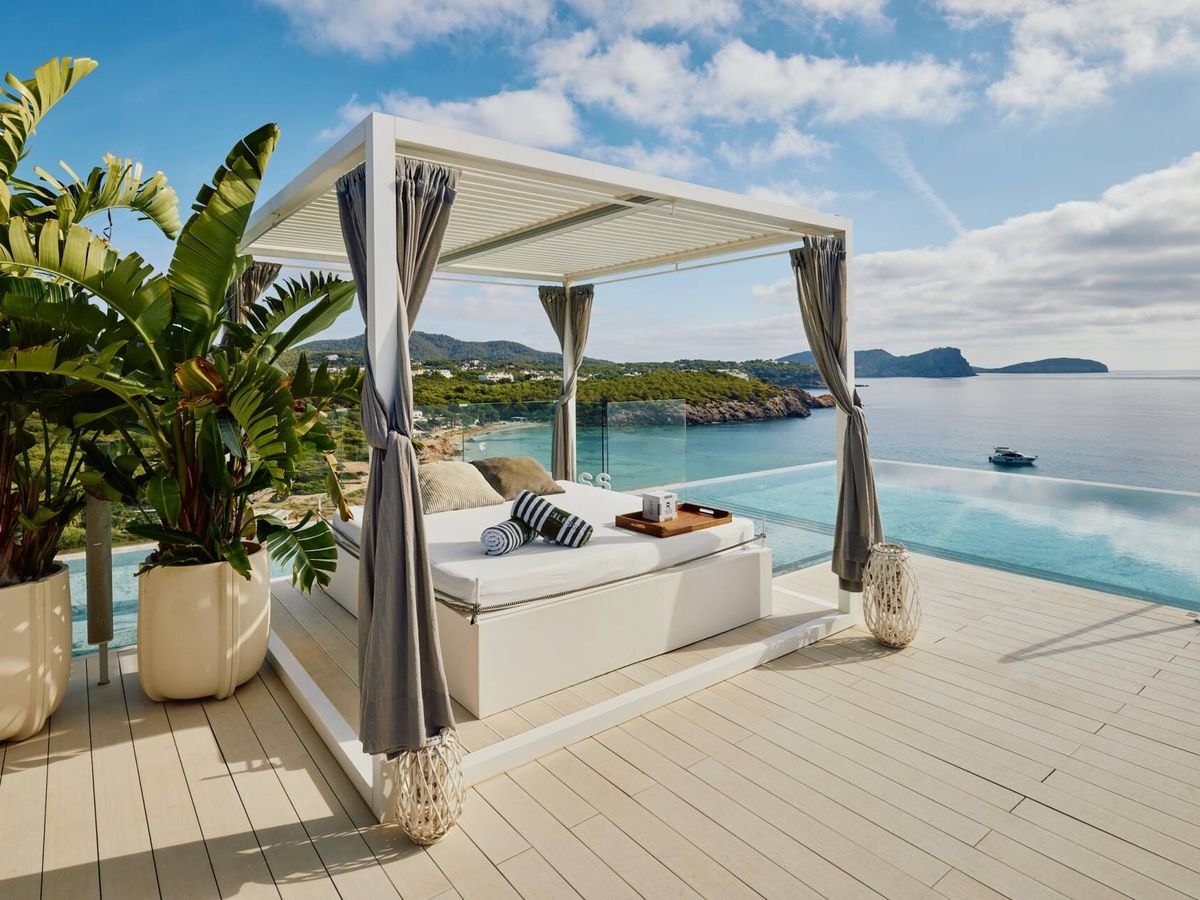 God bless Ibiza: un estrella Michelin, dos hoteles prémium y tres días de lujo