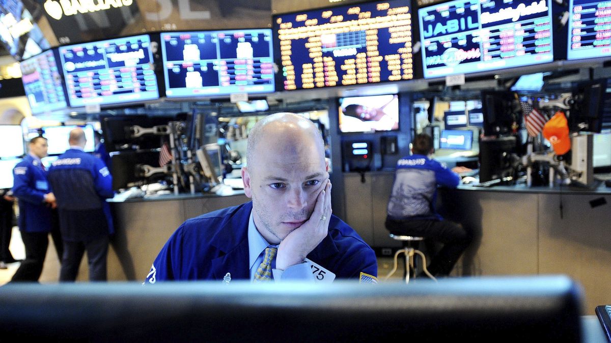 Wall Street cierra con leves subidas a la espera del primer discurso oficial de Yellen