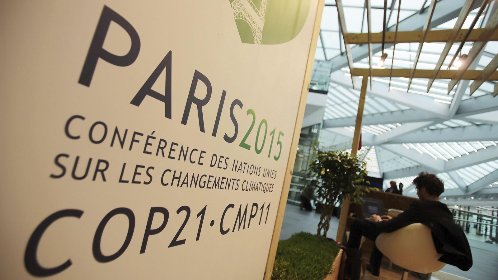 Foto: Anuncio de la próxima conferencia sobre el cambio climático París2015 en el World Conference Center de Bonn, Alemania, el pasado mes de octubre. (EFE)