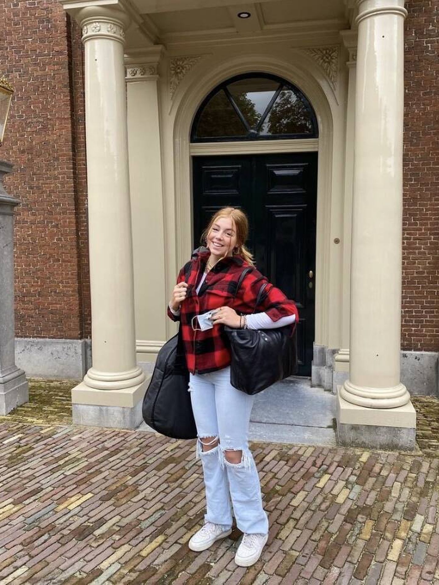 Alexia de Holanda, saliendo de Huis ten Bosch para viajar a Gales el pasado agosto. (Casa Real de los Países Bajos)