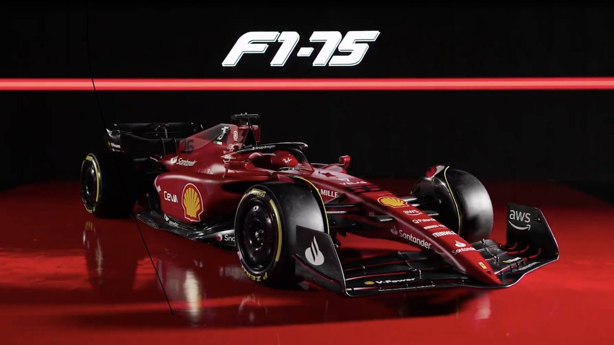 Llega el precioso y 'radical' SF-75, el Ferrari para el primer triunfo de Carlos Sainz en la F1