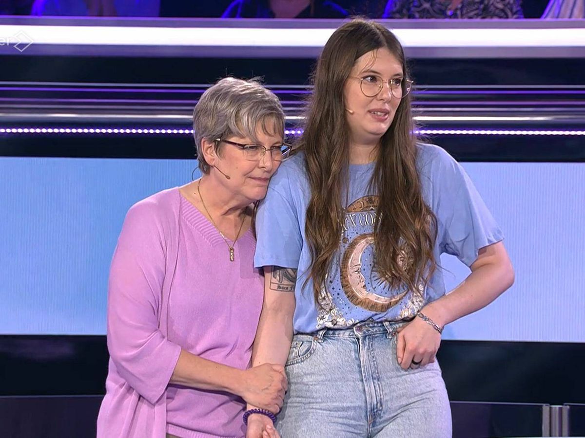 Foto: Madre e hija, concursantes de 'Atrapa un millón'. (Antena 3)