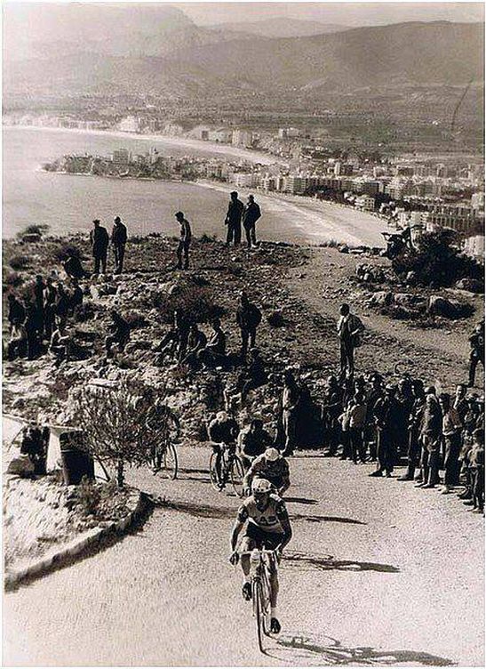 La Vuelta a España, a su paso por Benidorm en 1964 (TVE)