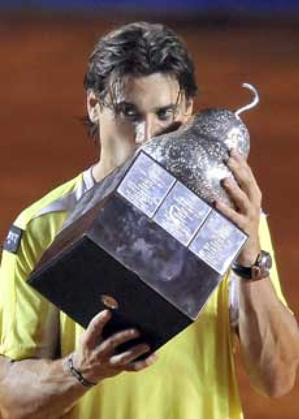 Foto: El español Ferrer retiene el título en Acapulco al vencer a Nico Almagro