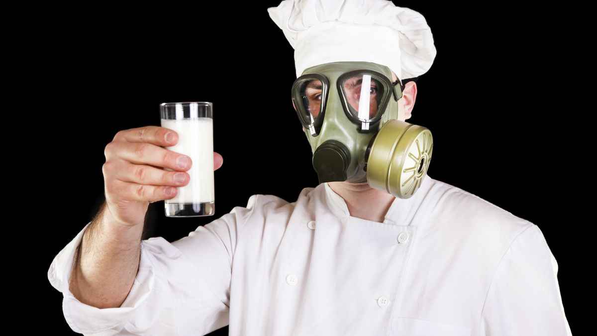 Un estudio advierte del grave peligro de beberse tres vasos de leche al día