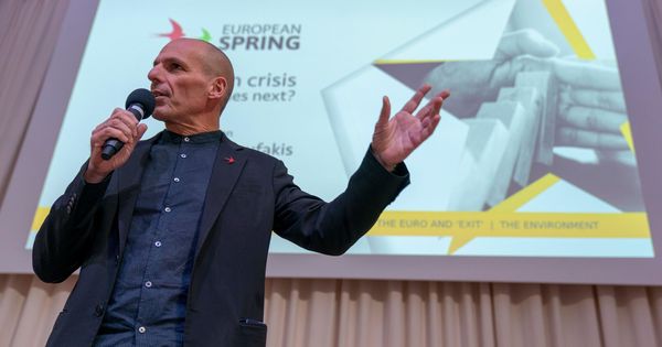 Foto: Yanis Varoufakis, candidato al Parlamento europeo por la lista internacional Movimiento Democracia en Europa, pronuncia un discurso en Berlín, el 24 de junio de 2019