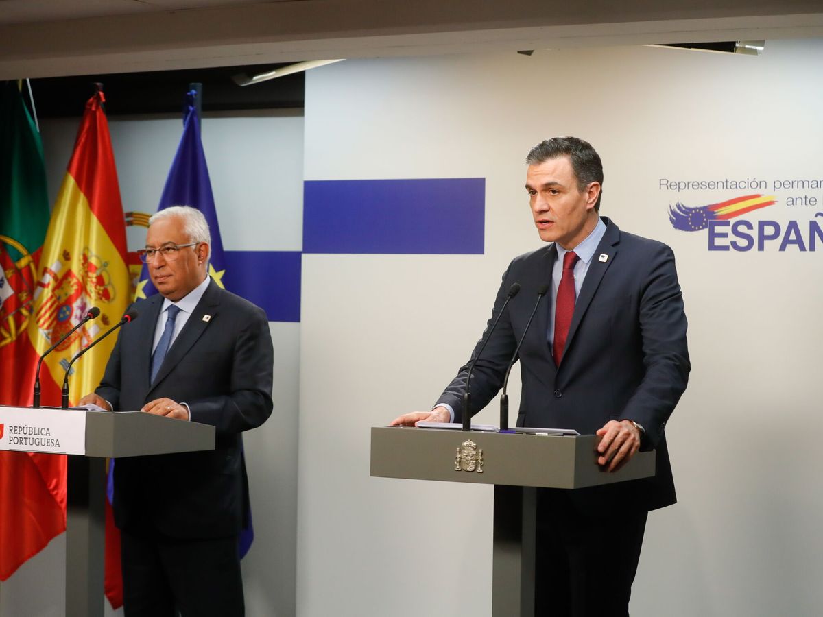 Foto: Antonio Cósta y Pedro Sánchez en rueda de prensa. (EFE)