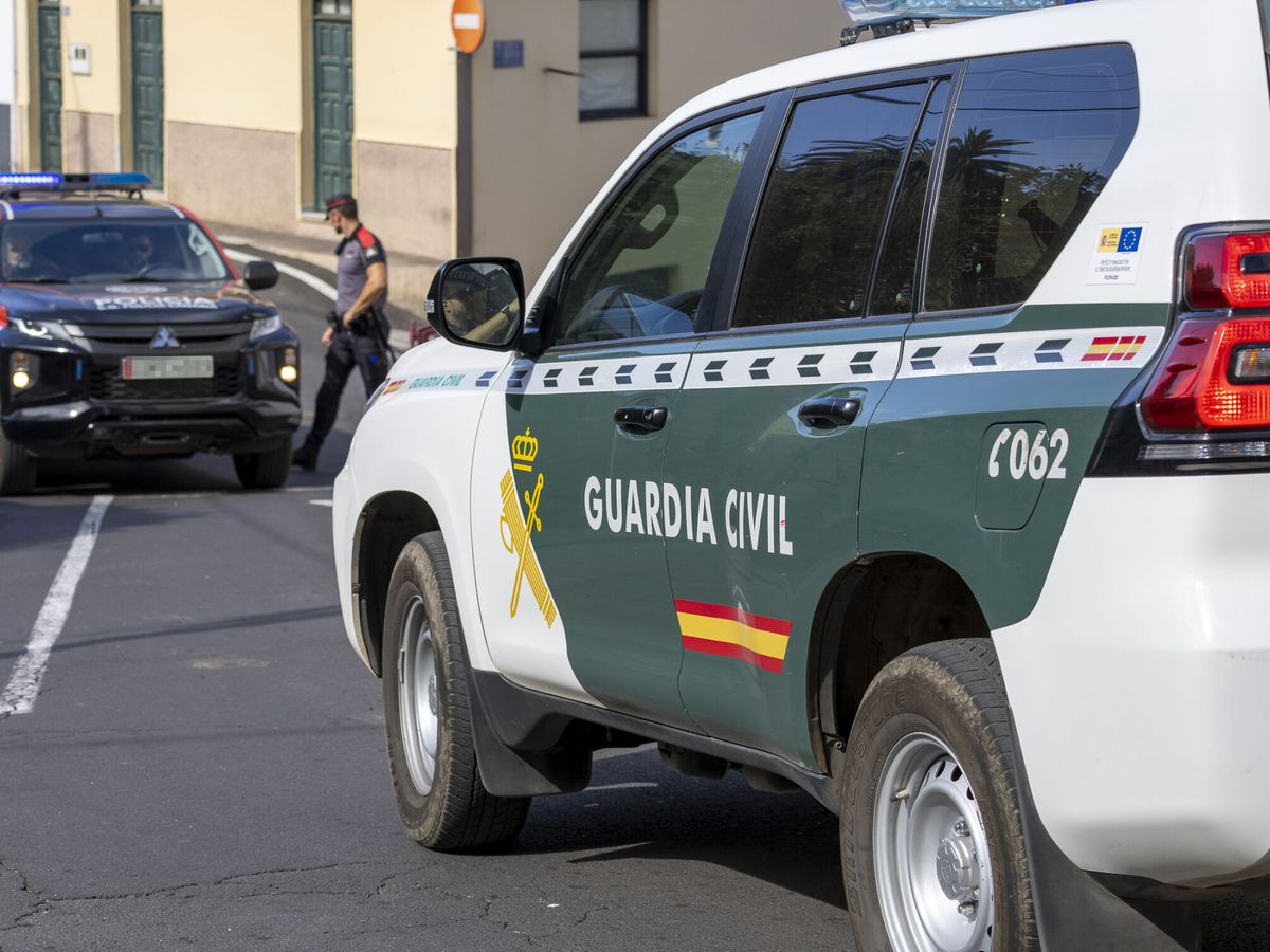 Foto: Foto de archivo de un coche de la Guardia Civil. (Europa Press)