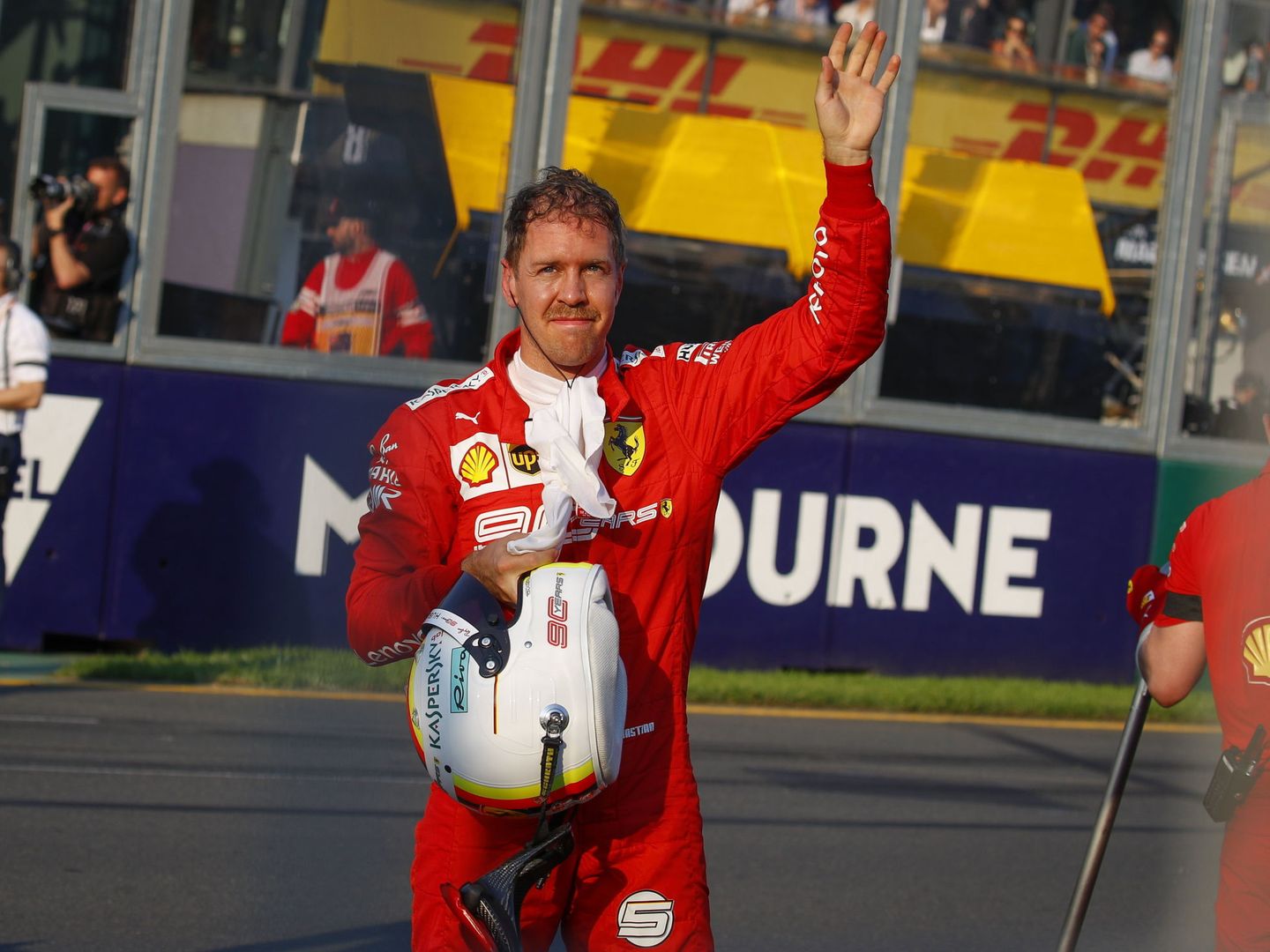 Di Montezemolo duda de la capacidad de Vettel para ganar un título con Ferrari. (EFE)