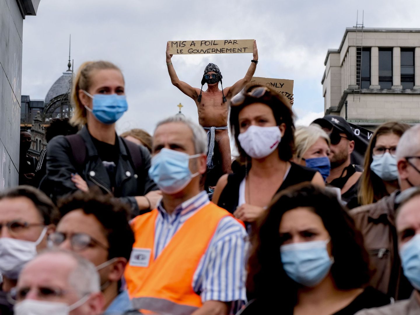 Protestas contra las restricciones por el coronavirus en Bélgica. (Reuters)