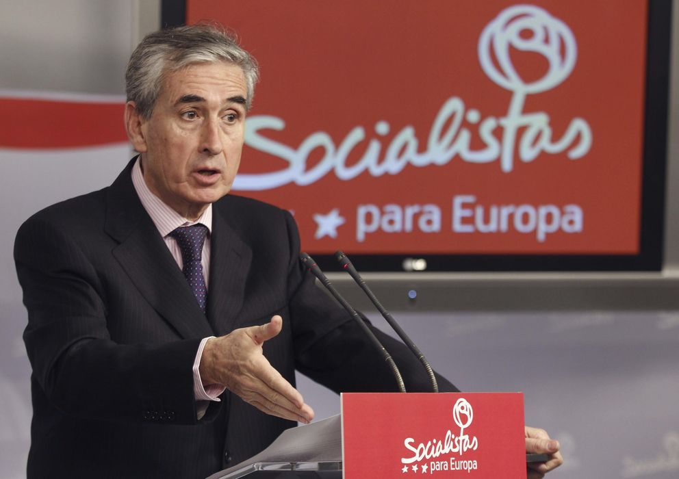 Foto: Fotografía facilitada por el PSOE de su número dos en la candidatura europea, Ramón Jáuregui. (EFE)