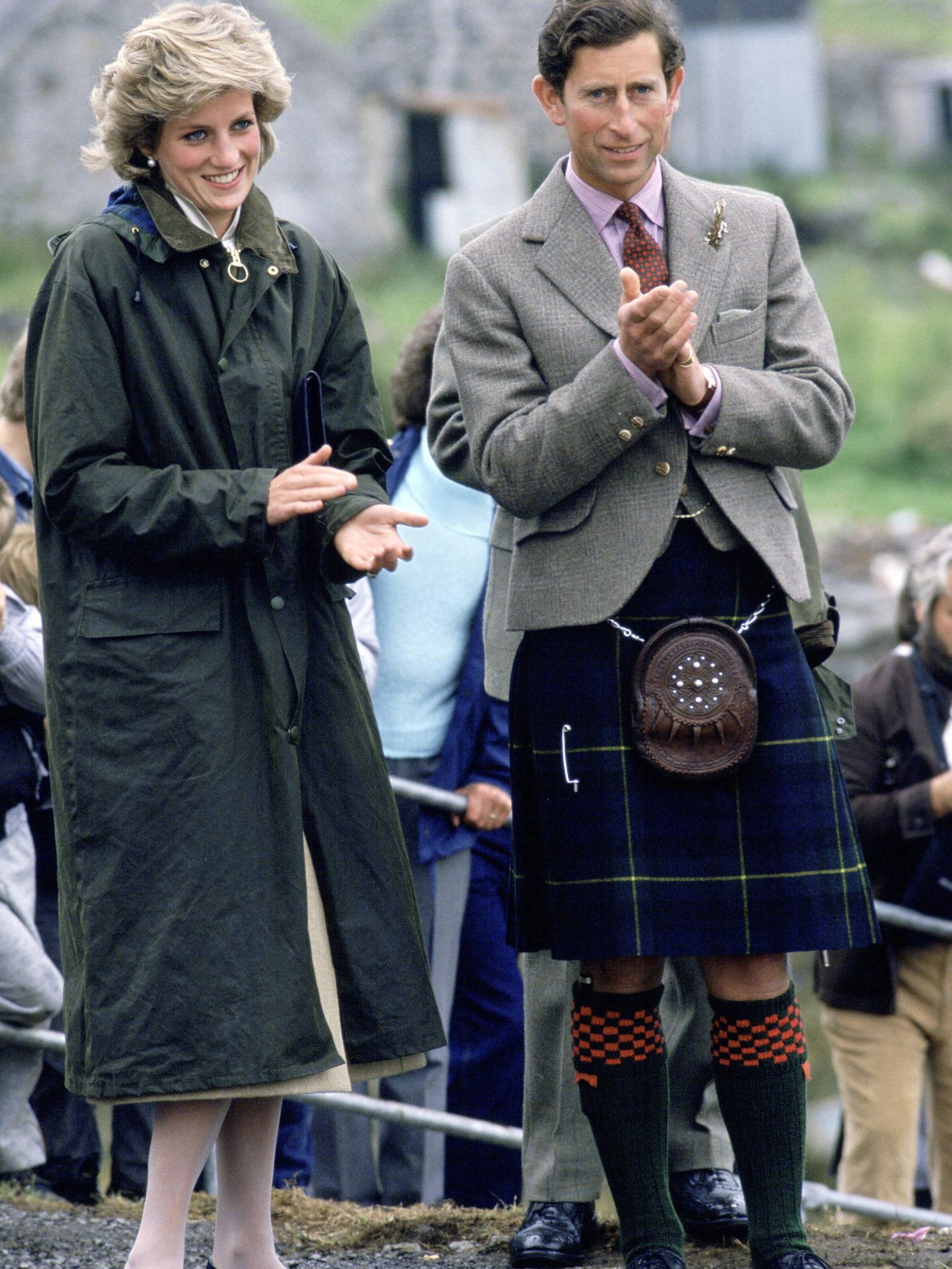 Diana de Gales y el príncipe Carlos en 1985. (Getty Images)