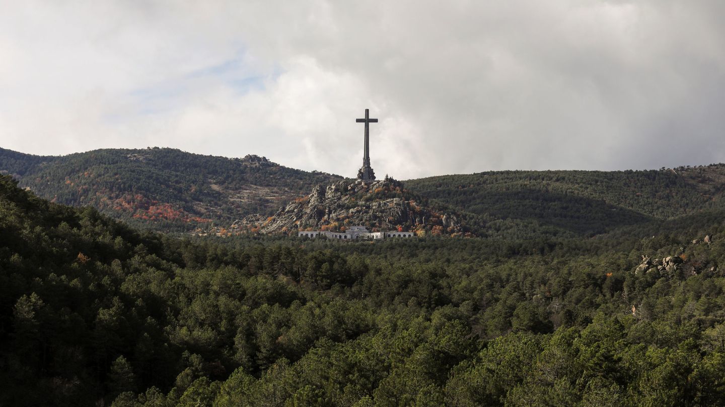 Vista general del Valle de los Caídos, donde todavía yace, 43 años después de su muerte, el general Francisco Franco. (Reuters)