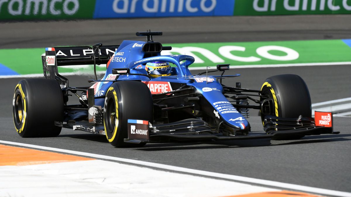 Verstappen recupera el liderato; Alonso (6º) fascina y Sainz (7º) desfallece al final