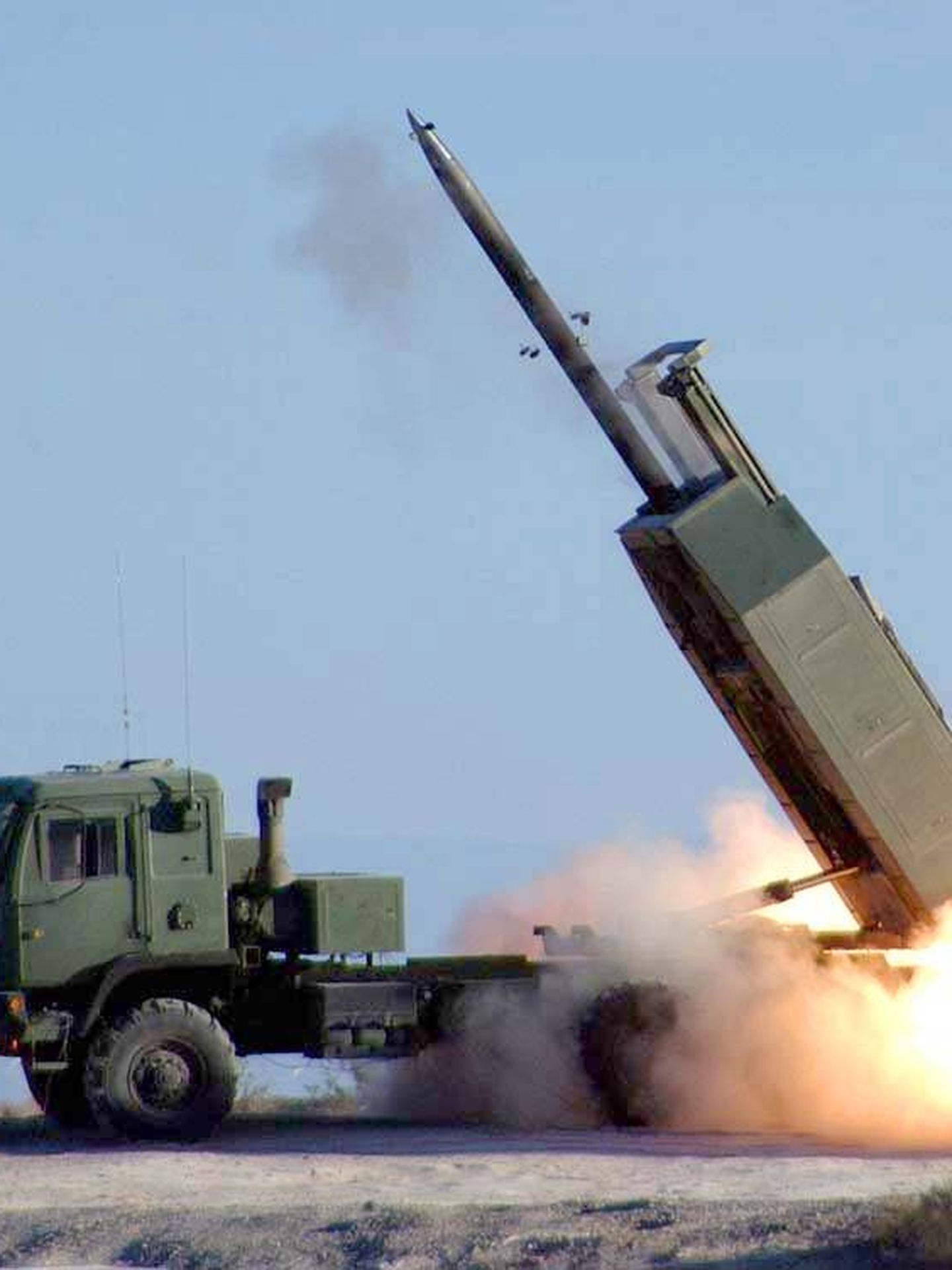 Lanzamiento de un misil desde un Himars.