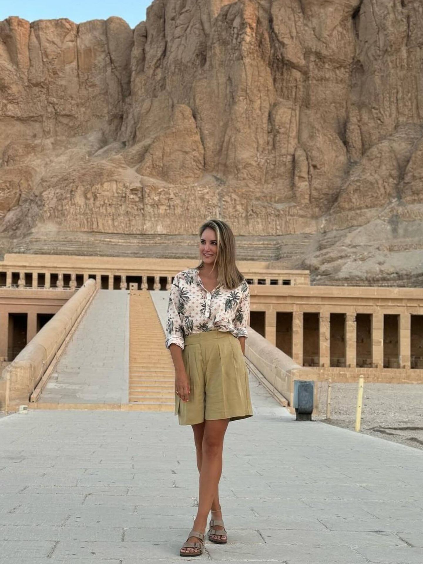 Alba Carrillo en una de sus primeras rutas por Egipto. (Instagram/@albacarrillooficial)