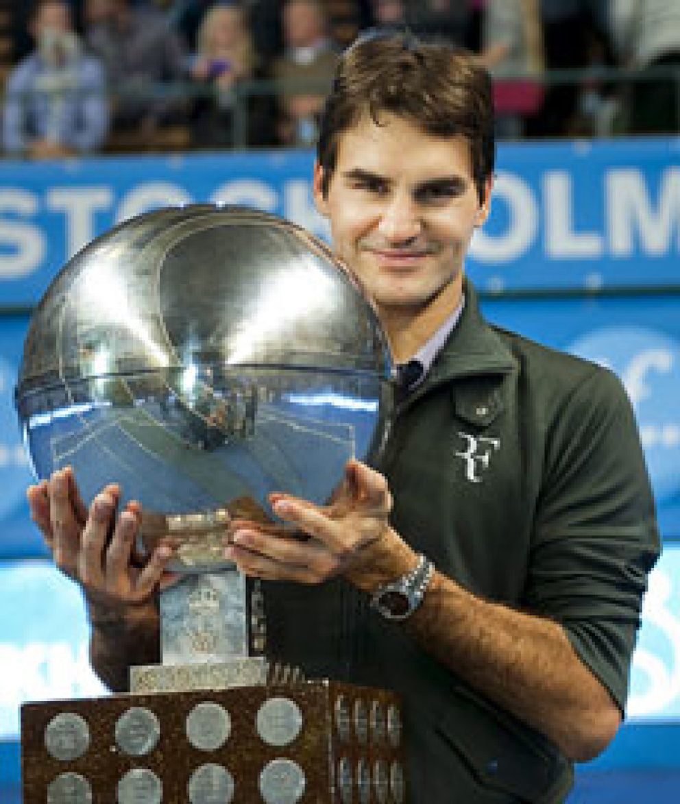 Foto: Federer suma su título número 64 y alcanza a Sampras