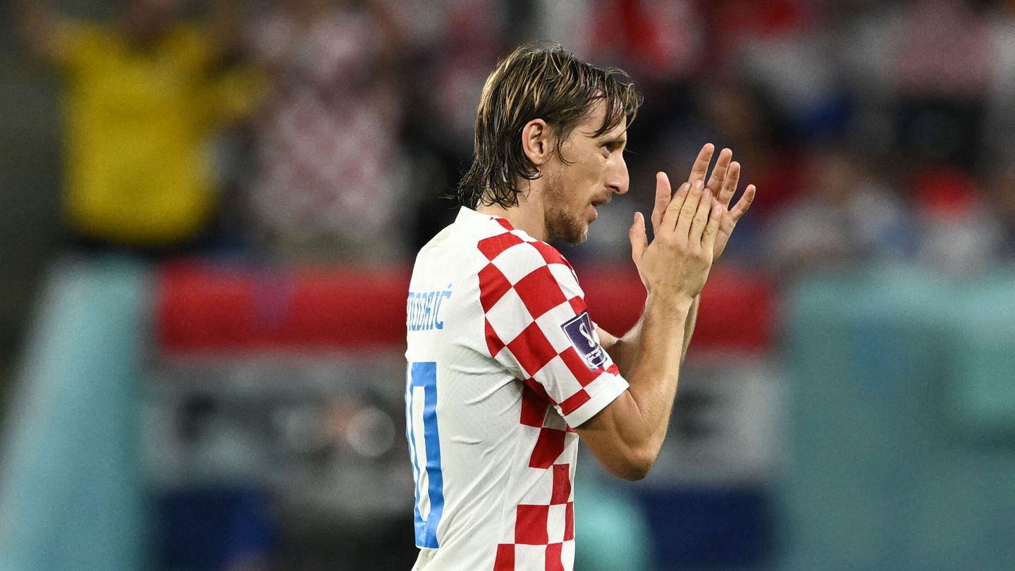 Modric se fue sustituido en la prórroga. (Reuters/Dylan Martinez)