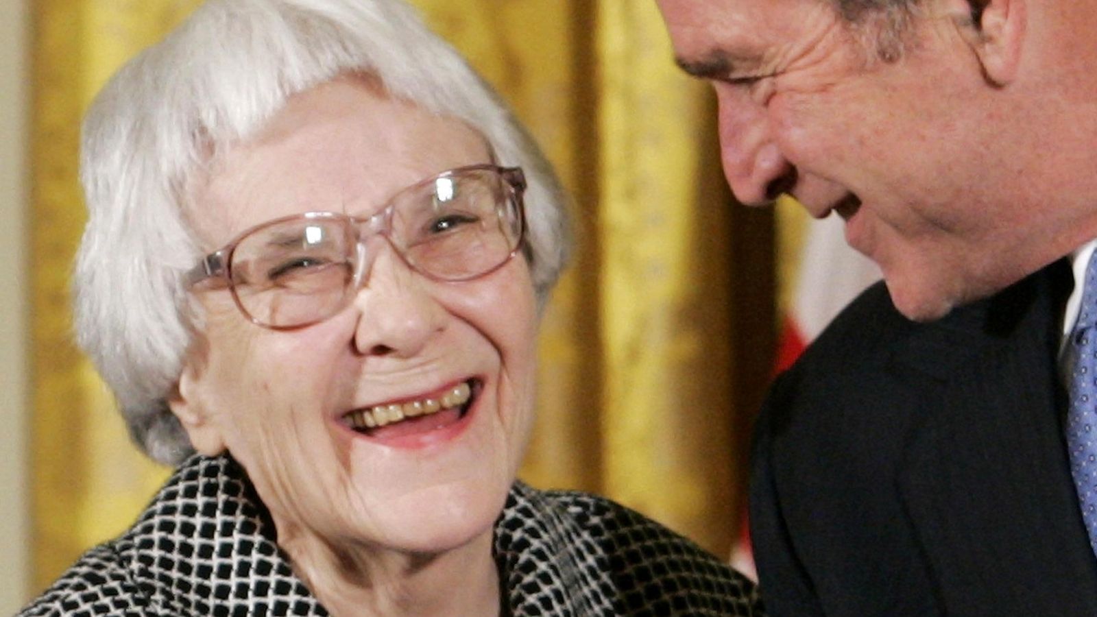 Foto: Harper Lee con George Bush en 2007 (Reuters)