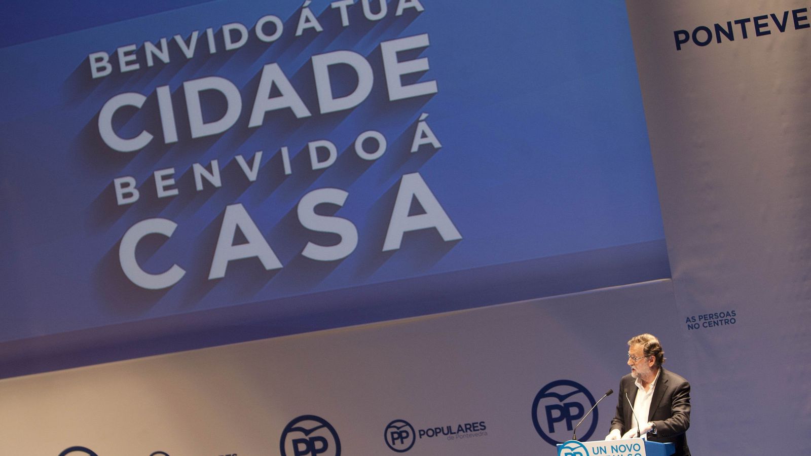 Foto: Rajoy en el congreso provincial del PP en Pontevedra. (EFE)