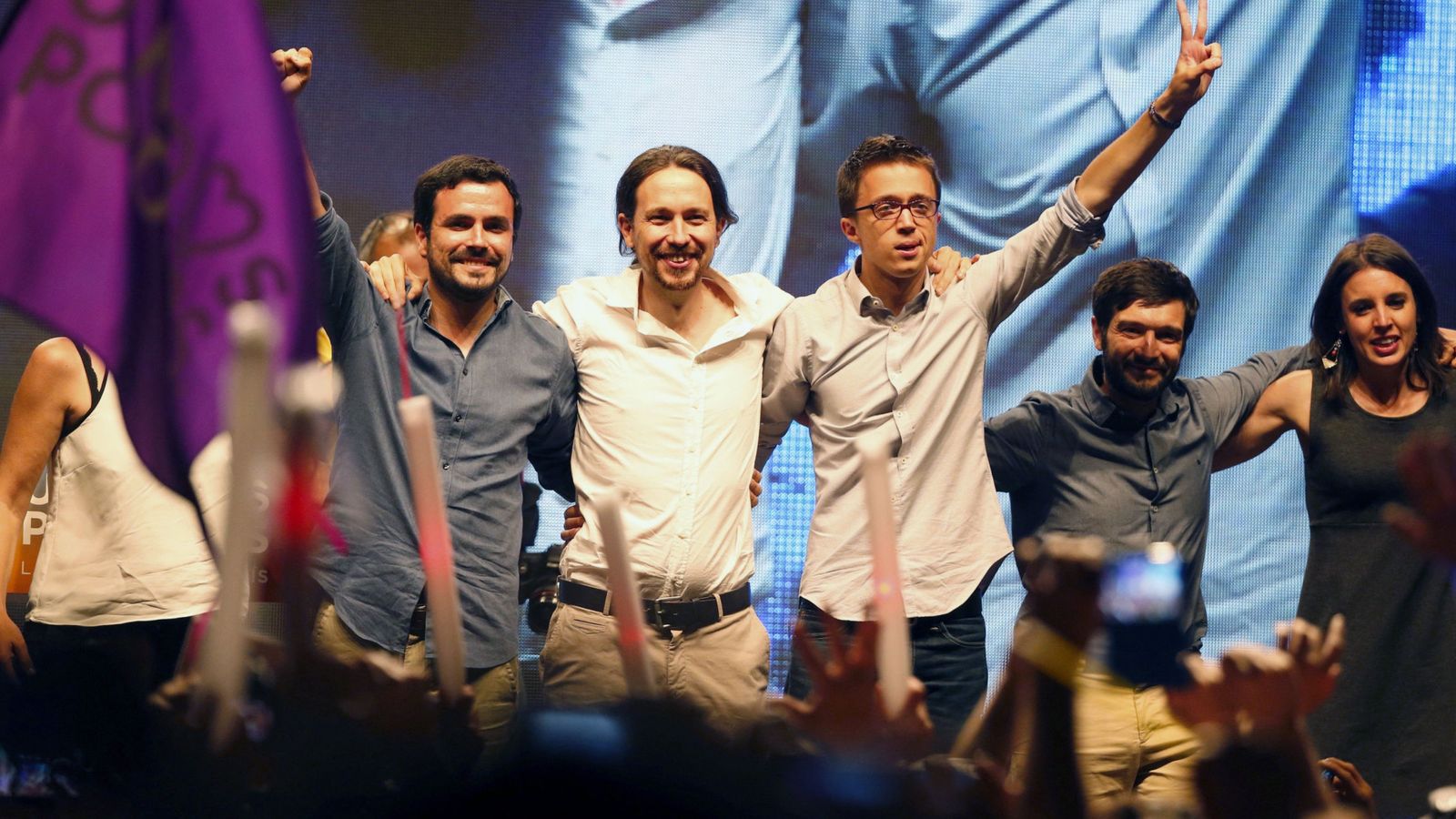 Foto: El líder de Unidos Podemos, Pablo Iglesias (c), acompañado por Alberto Garzón (i) e Íñigo Errejón. (EFE)