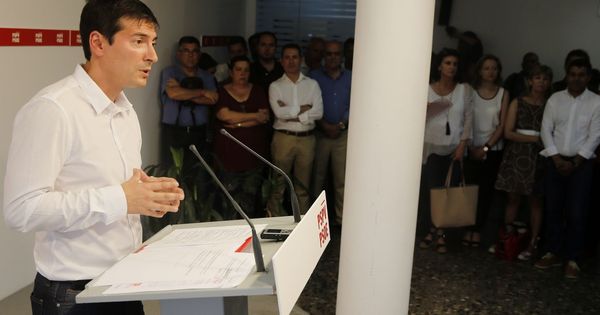 Foto: Rafa García, alcalde de Burjassot, en la presentación de su candidatura a las primarias del PSPV, este 19 de junio. (EFE)