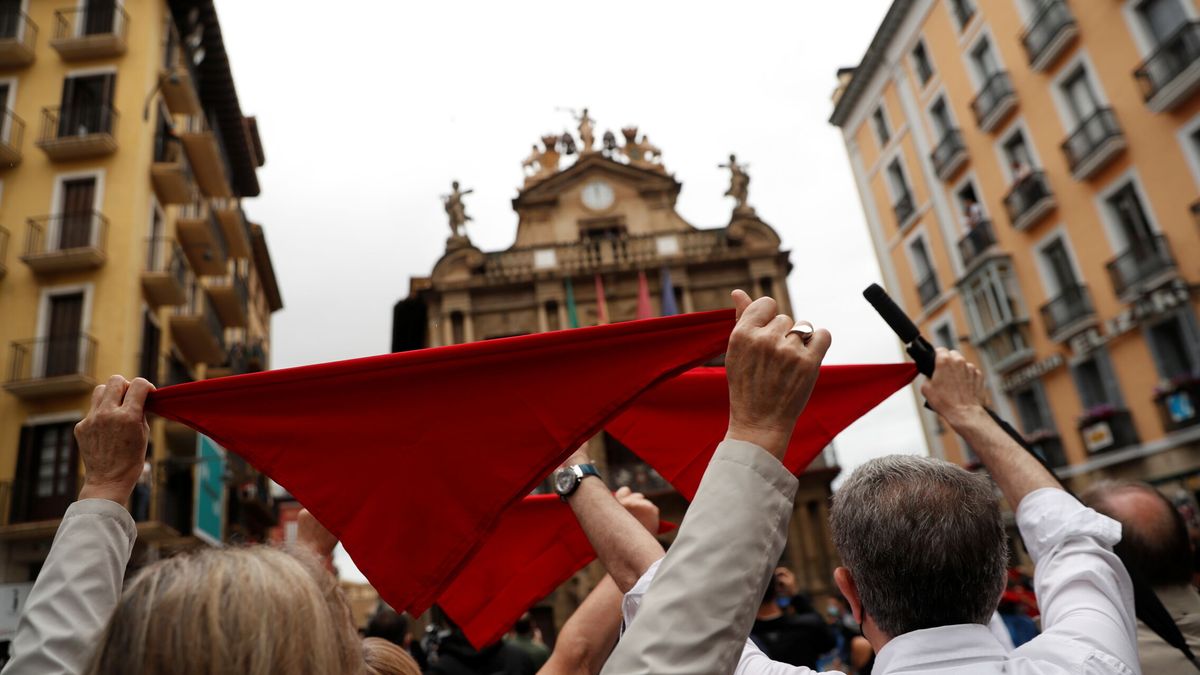 ¿Por qué se lleva el tradicional pañuelo rojo en San Fermín?