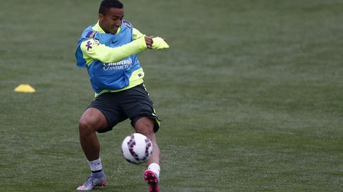 Danilo se lesiona el tobillo y se pierde la Copa América: Alves será su sustituto