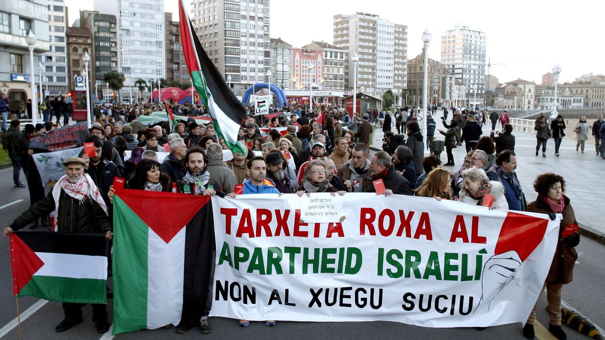 La chapuza de la Federación no pasa a mayores: Gijón protesta, pero respeta a Israel