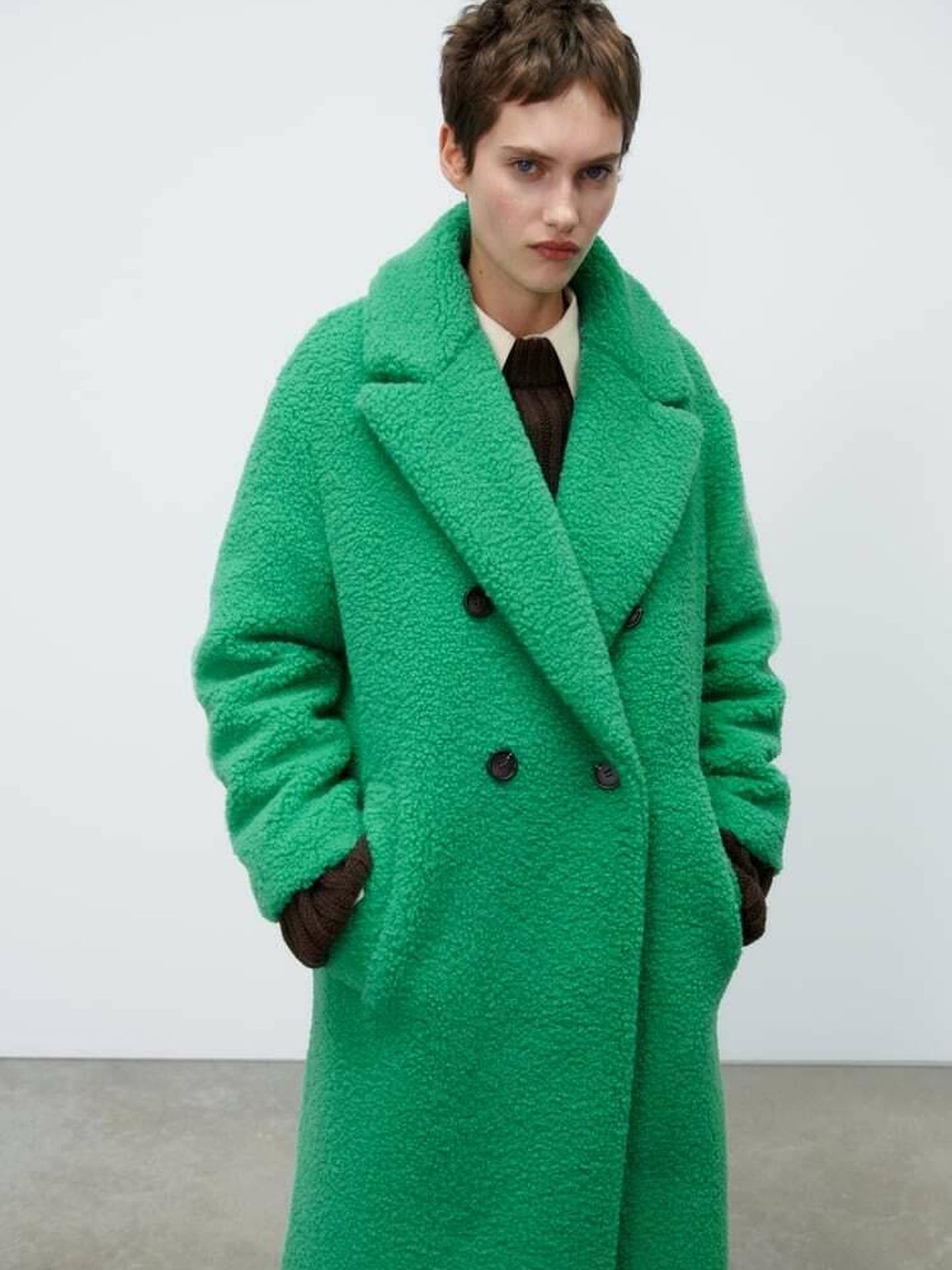 Un nuevo abrigo de Zara. (Cortesía)