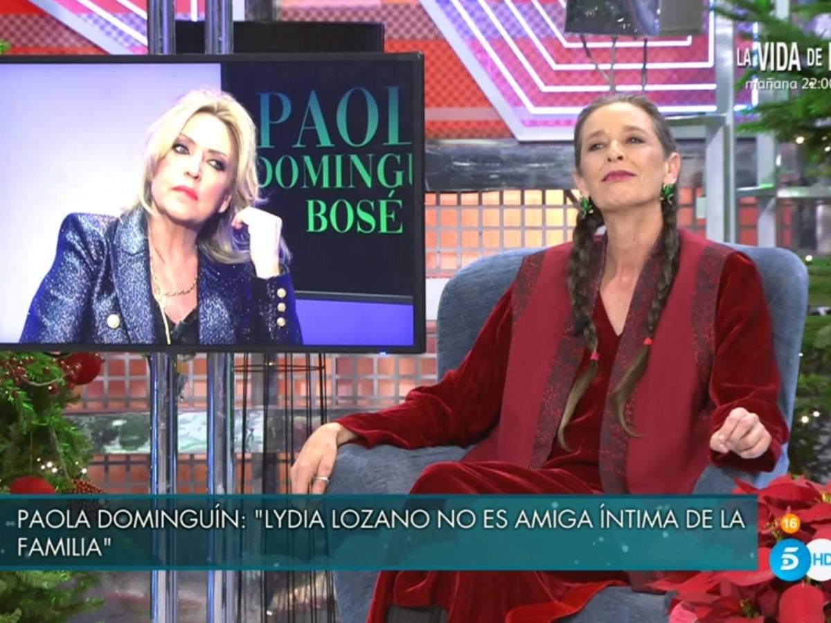 Foto: Lydia Lozano y Paola Dominguín, en 'Sábado Deluxe'. (Telecinco).