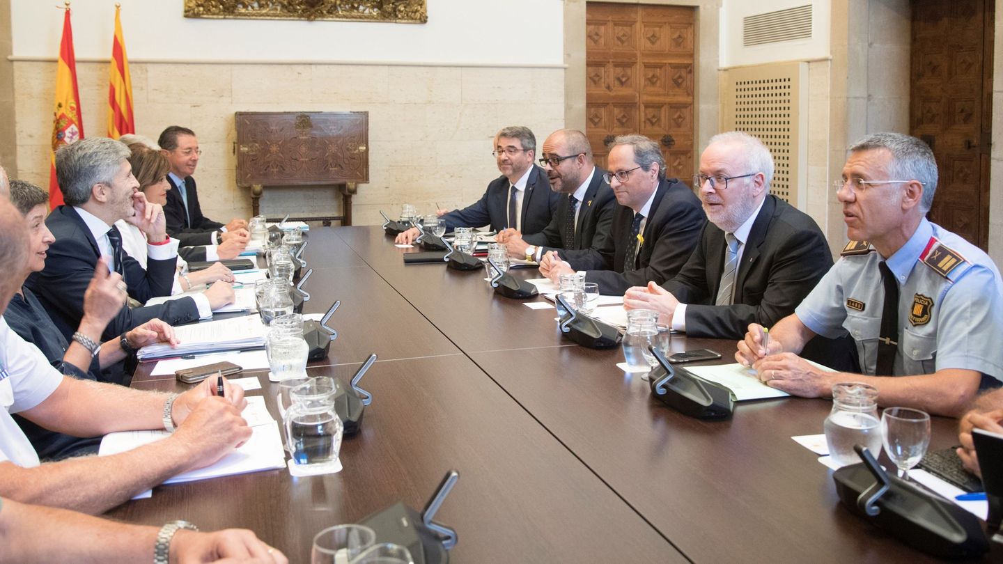 La Junta de Seguridad de Cataluña se reúne en el Palau de la Generaliat. (EFE)