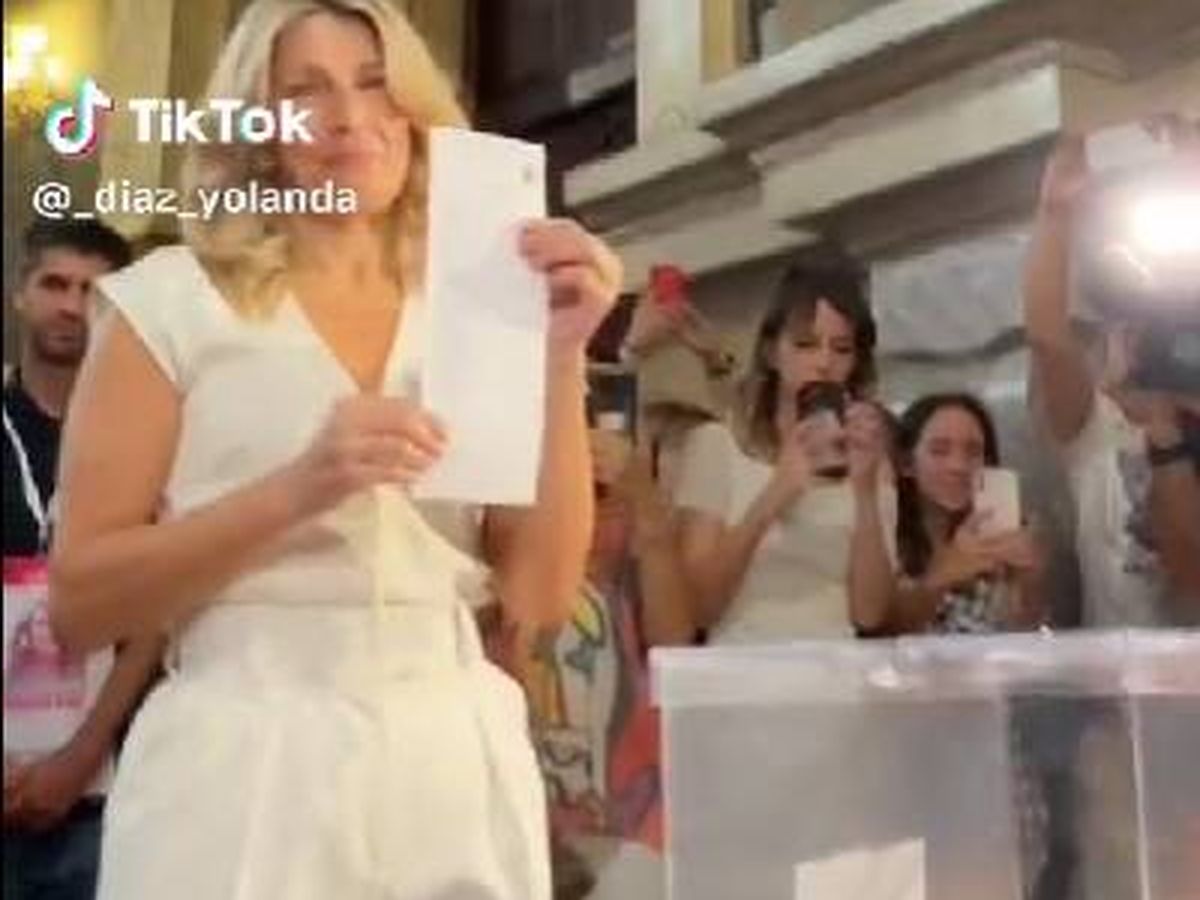 Foto: Yolanda Díaz sube un vídeo votando y el sonido arrasa en las redes. (TikTok)