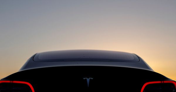 Foto: Foto de un Tesla Model 3. (Reuters)