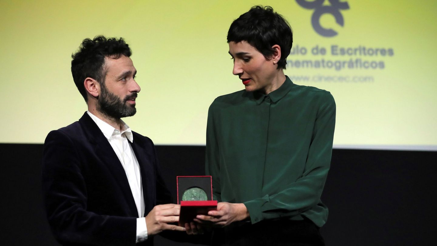 Rodrigo Sorogoyen e Isabel Peña recogieron el lunes la Medalla CEC a mejor guion original. (EFE)