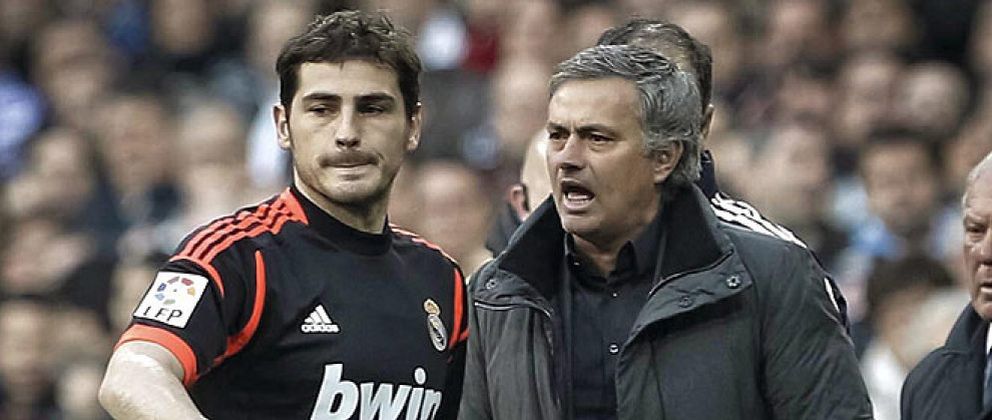 Foto: Mourinho antepone asuntos personales en su decisión de sentar a Iker Casillas