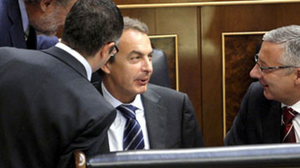 Blanco apuesta por Zapatero como candidato… y las encuestas dan una ventaja de 10 puntos al PP