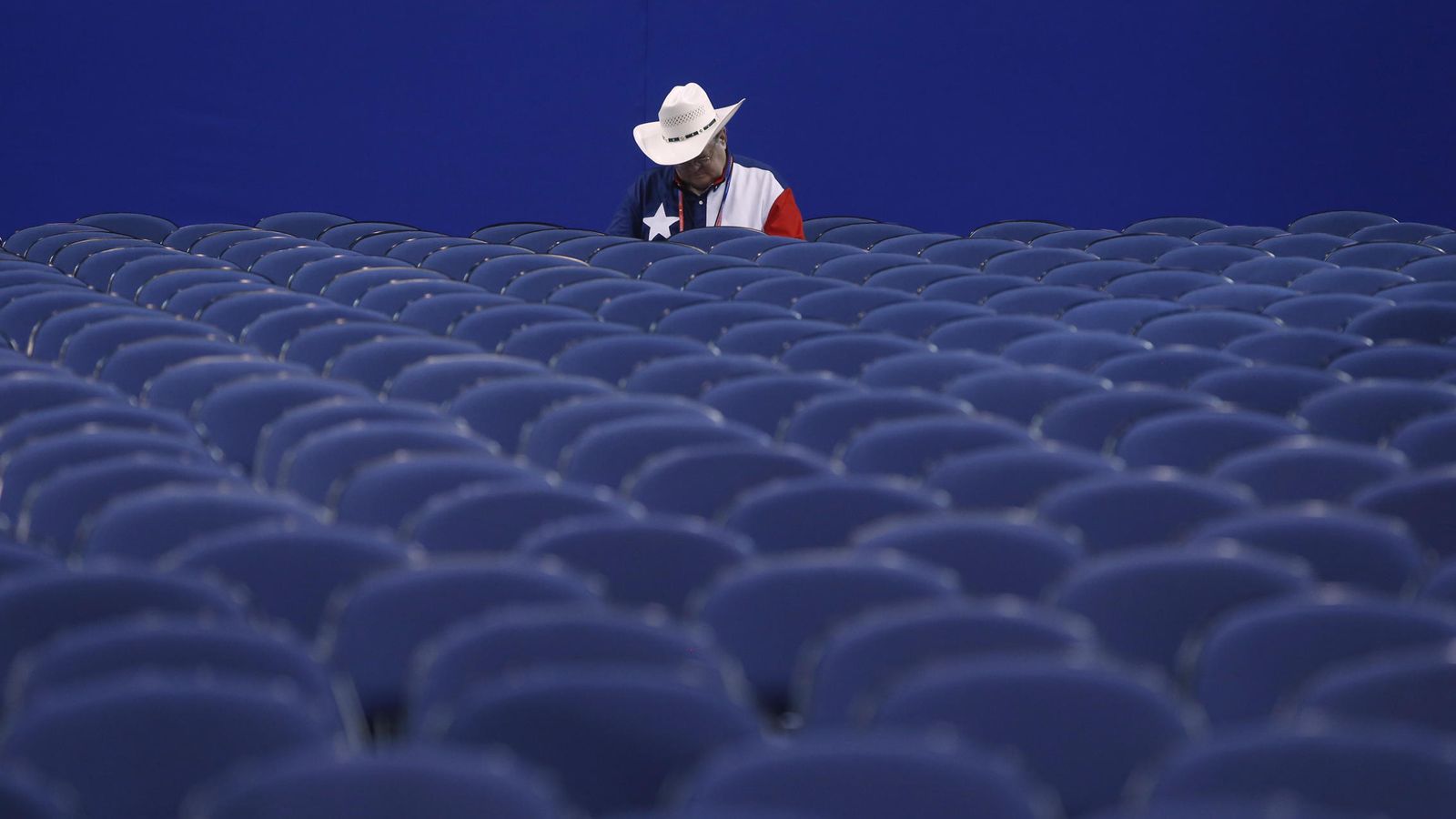 Foto: Un delegado de Texas espera al comienzo de una sesión durante la Convención Nacional Republicana, en Tampa (Reuters).