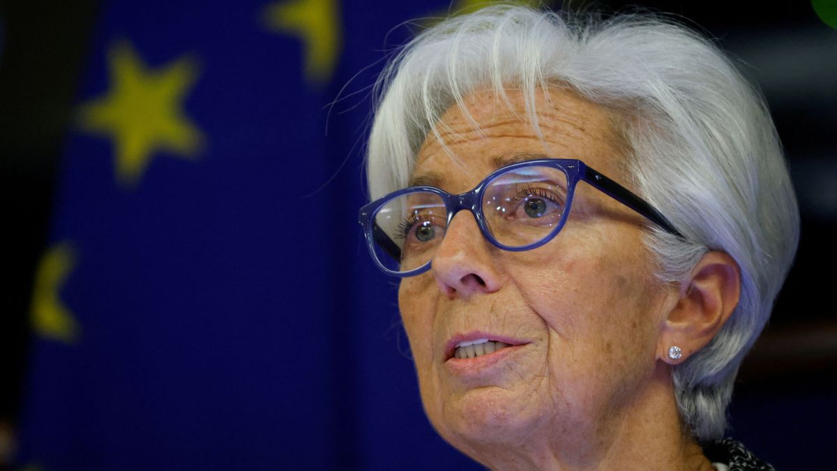 Lagarde cree que el IPC no ha tocado techo y seguirá subiendo los tipos de interés en 2023