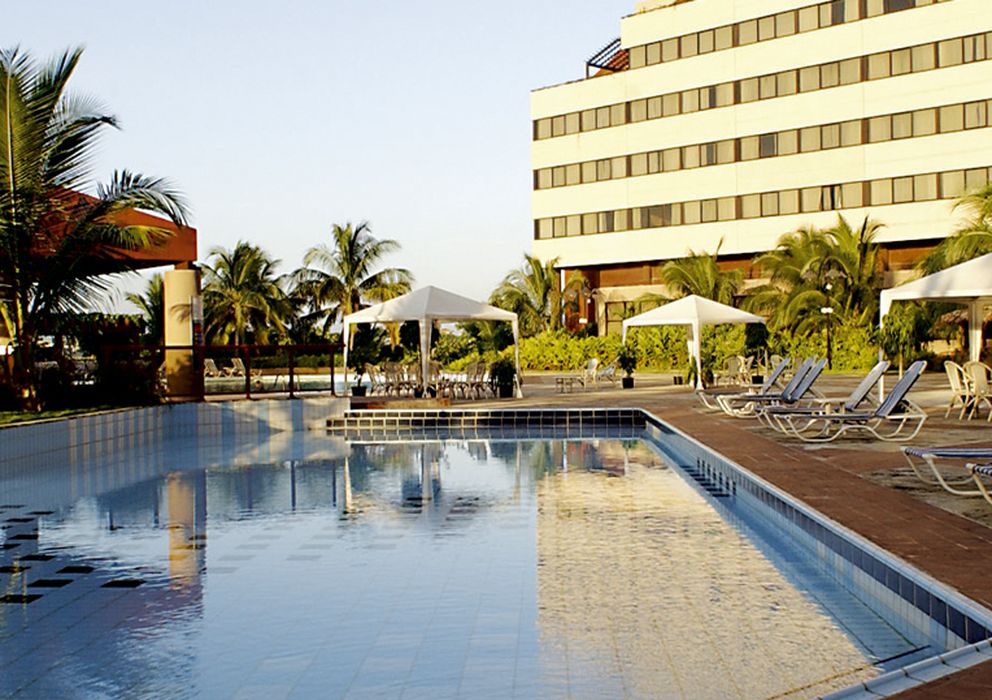 Foto: Piscina de La Habana de Occidental Hoteles. (www.occidentalhotels.com)
