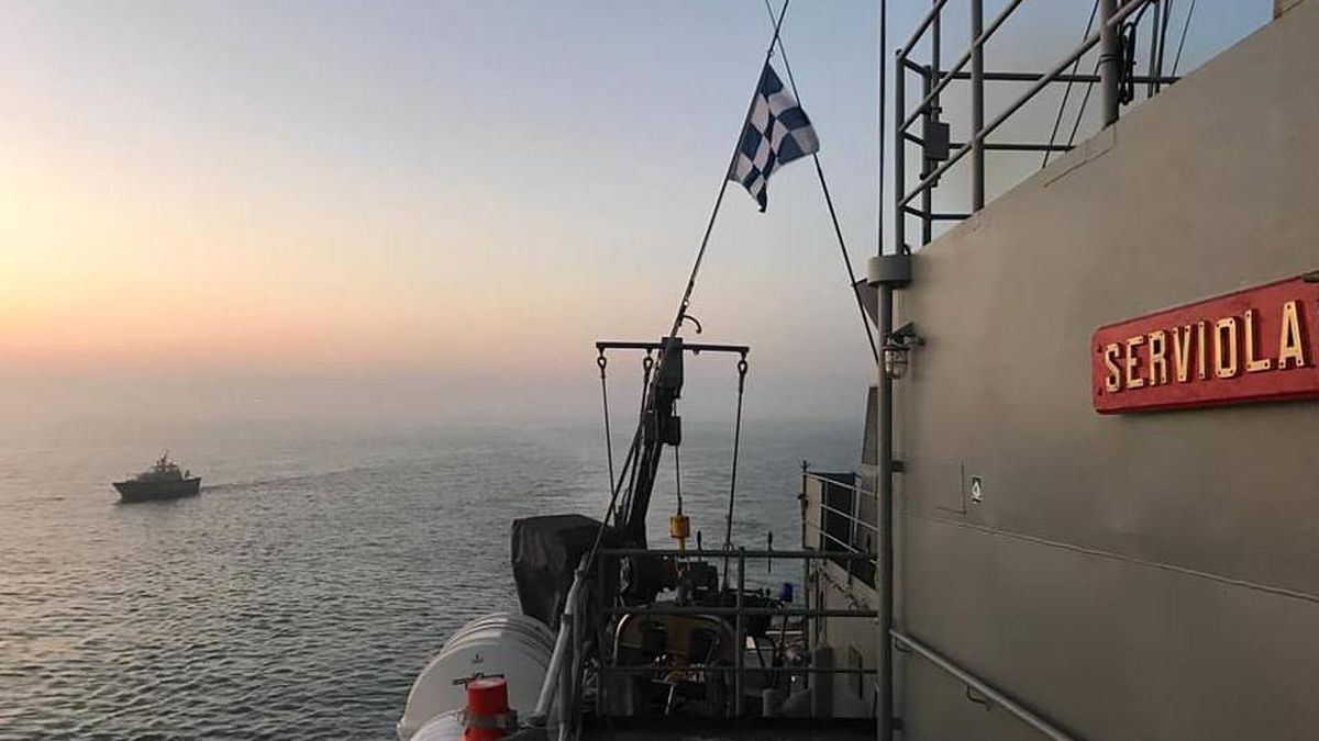 Un patrullero español libera de piratas a un buque nigeriano en el Golfo de Guinea