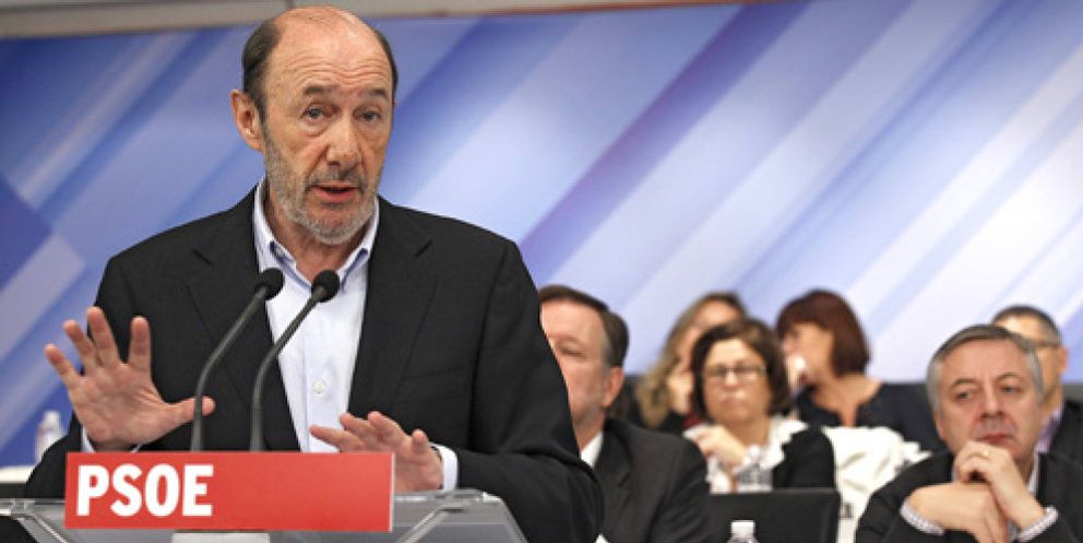 Foto: Rubalcaba toma el control del PSOE para taponar la aparición de otros candidatos