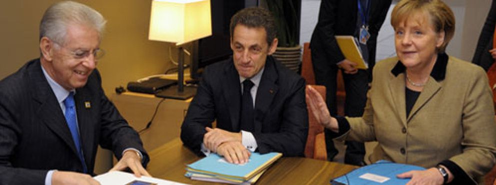 Foto: Merkel, Sarkozy y Monti mantienen un encuentro a tres previo al comienzo de la cumbre