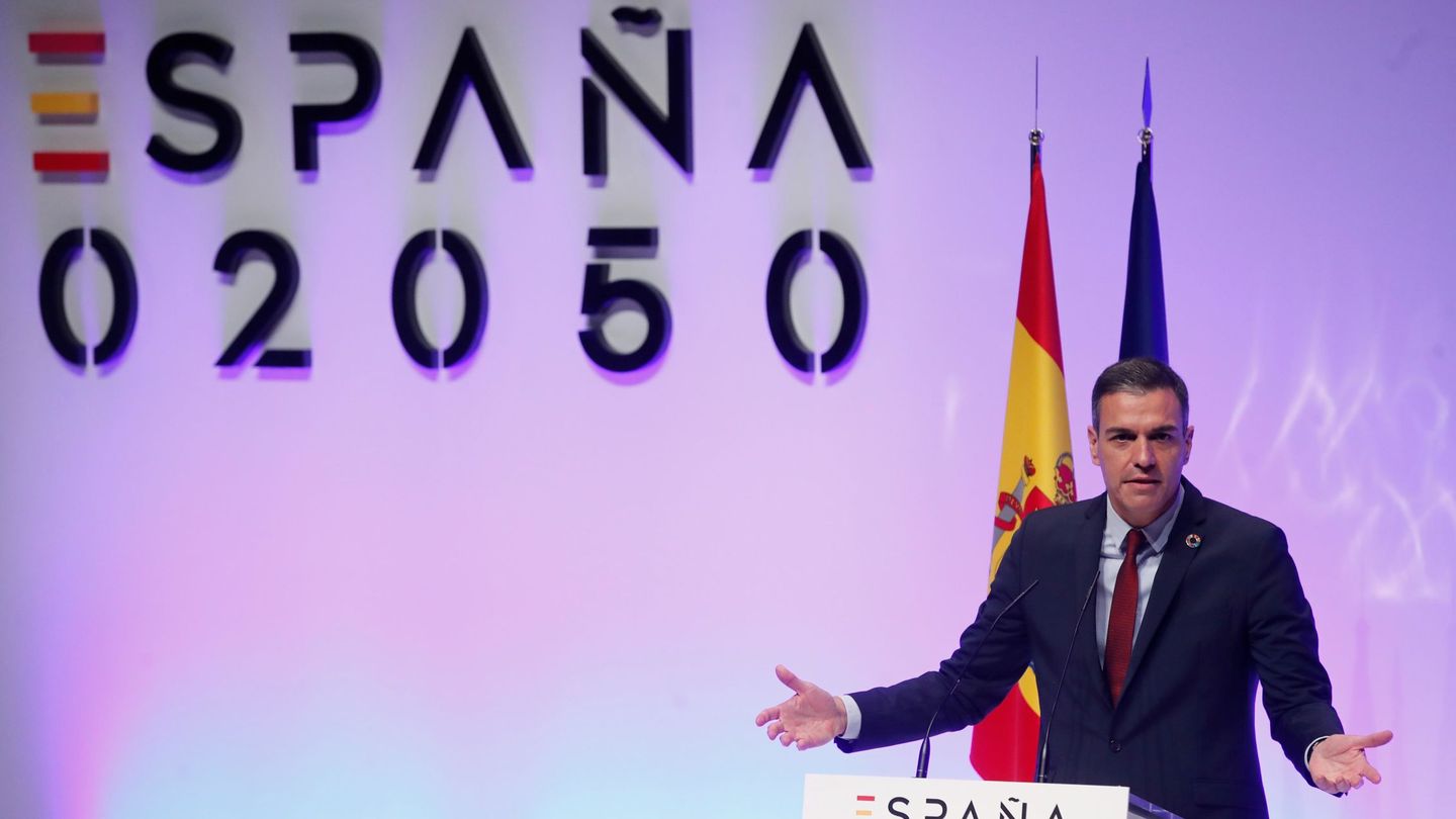 El presidente del Gobierno, Pedro Sánchez, en la presentación del plan 'España 2050'. (EFE)