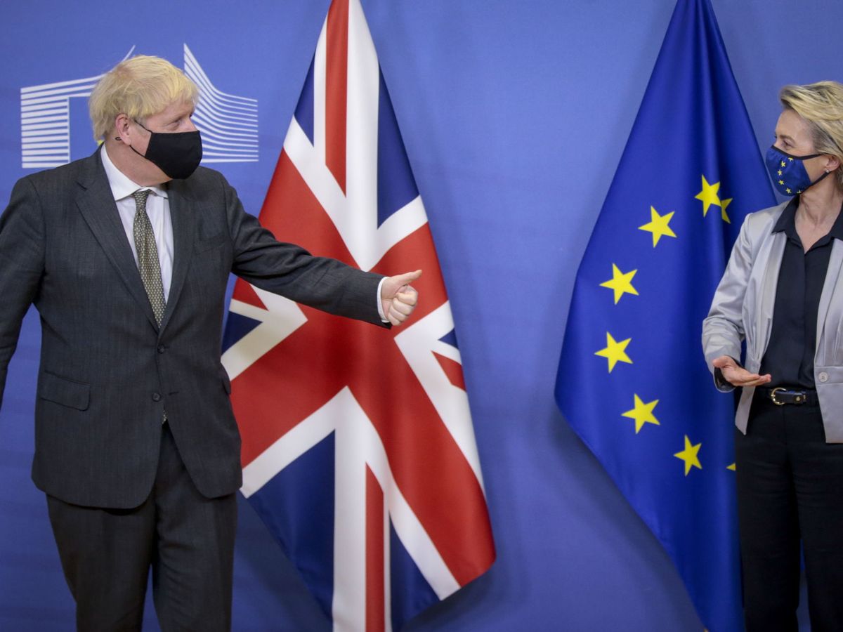 Foto: Boris Johnson y Ursula von der Leyen. (Reuters)