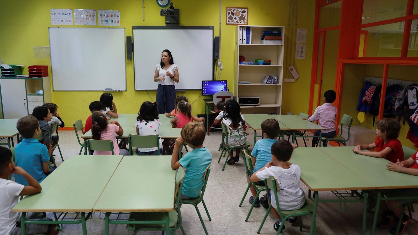 Niños en un colegio madrileño. (EFE)