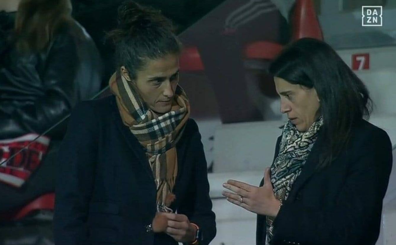 La seleccionadora, Montse Tomé, y Ana Rossell, directora deportiva del Real Madrid. (DAZN)