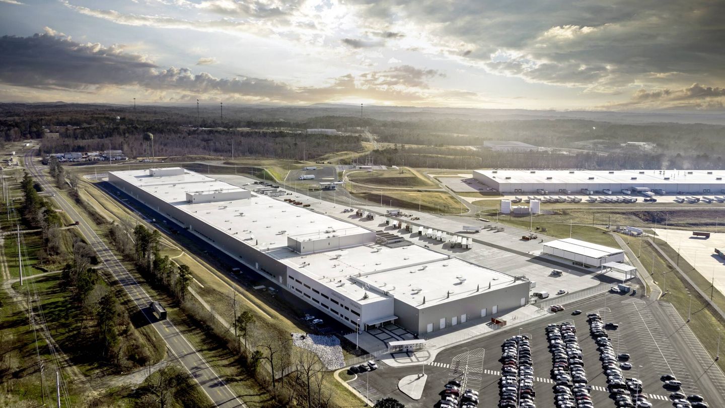 La nueva planta de baterías de Alabama abastecerá a la fábrica de los próximos SUV eléctricos. (Mercedes-Benz)
