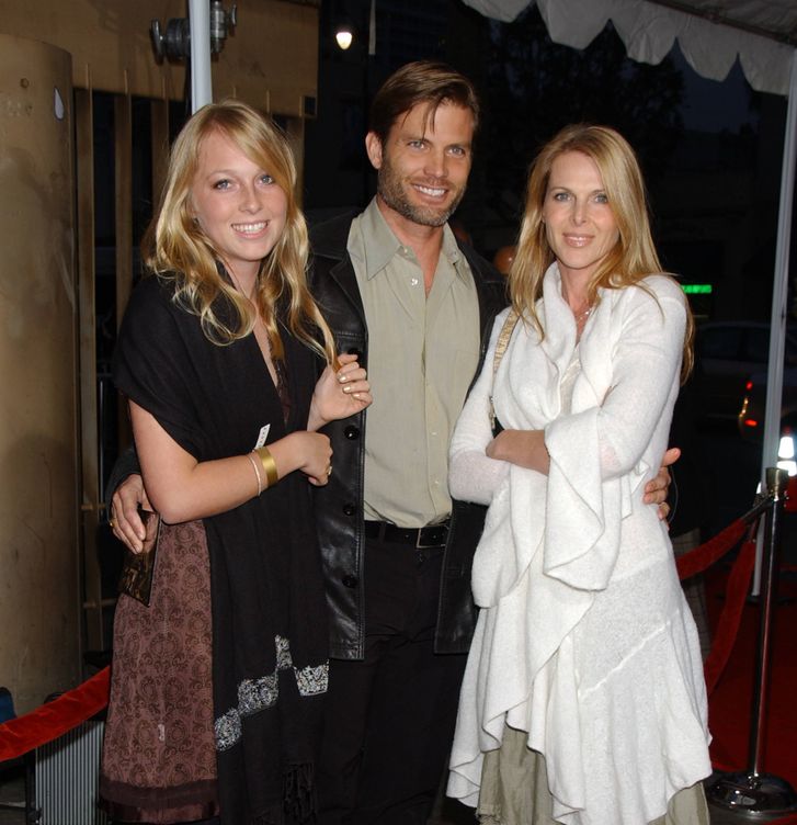 Casper Van Dien, Catherine Oxenberg y su hija India en 2007. (Gtres)