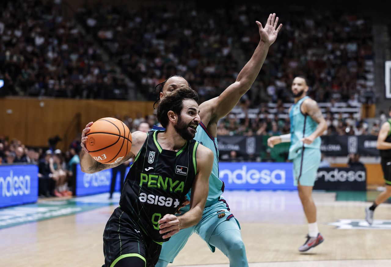 Ricky Rubio vuelve a ser feliz jugando al baloncesto en España. (AFP7)